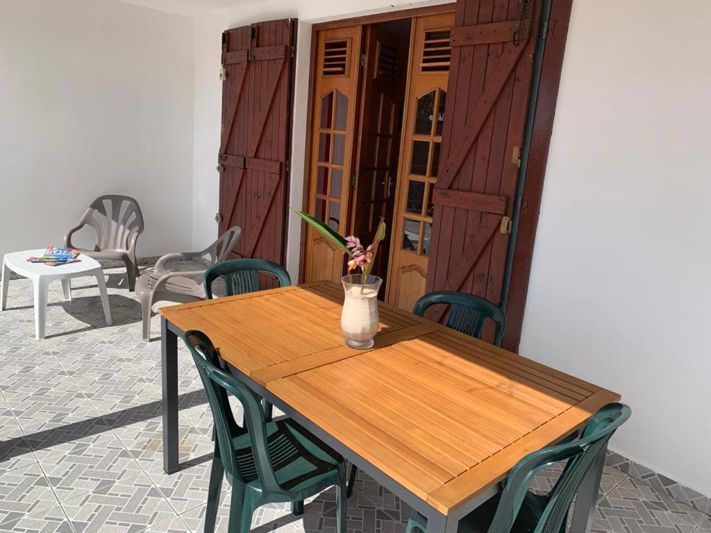 Вілла La Terrasse Du Houelmont Gourbeyre Екстер'єр фото